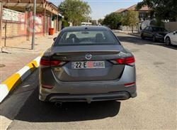 نیسان سێنترا